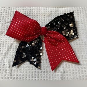 Cheer bow